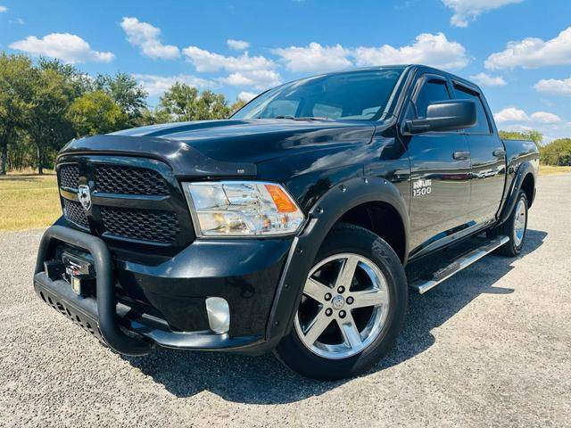 2016 Ram 1500 Express 4WD photo