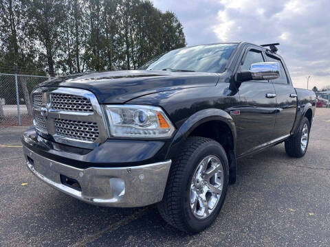 2016 Ram 1500 Laramie 4WD photo