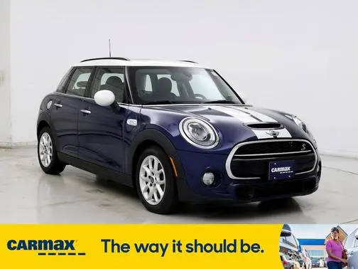 2016 MINI Hardtop 4 Door S FWD photo