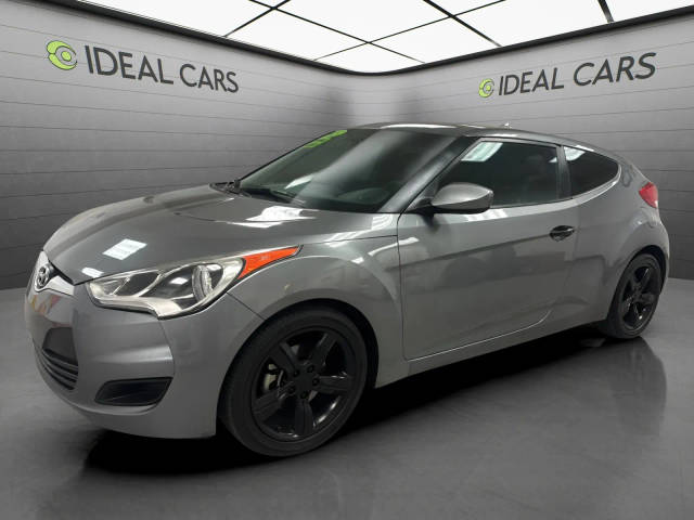2015 Hyundai Veloster FWD photo