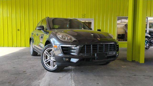 2017 Porsche Macan S AWD photo