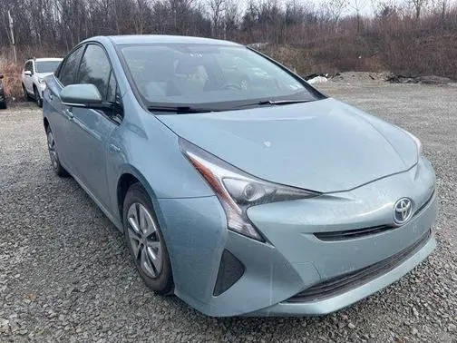 2016 Toyota Prius Four FWD photo
