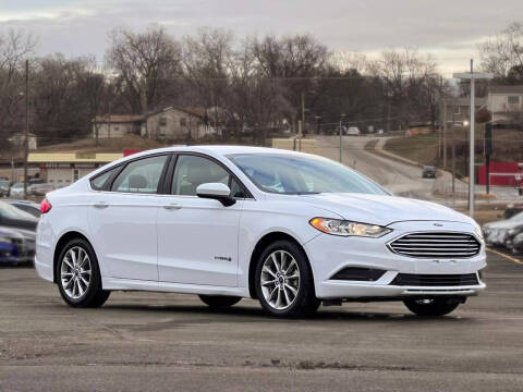 2017 Ford Fusion Hybrid SE FWD photo