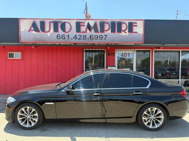 2016 BMW 5 Series 528i RWD photo