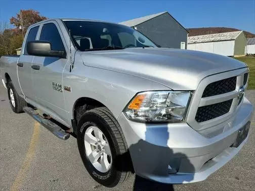 2016 Ram 1500 Express 4WD photo