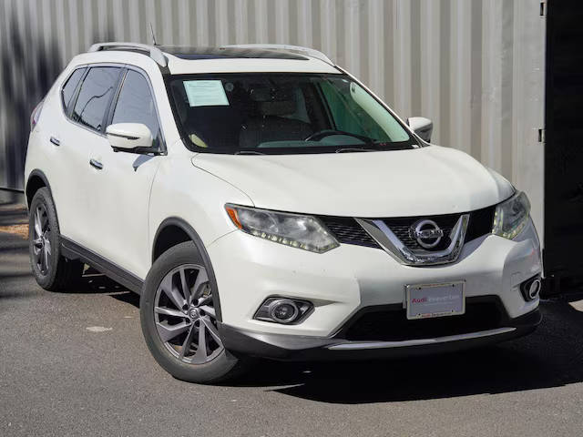 2016 Nissan Rogue SL FWD photo