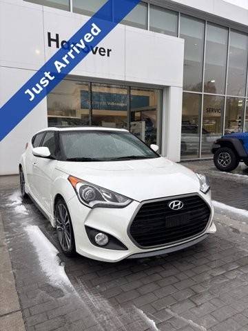 2016 Hyundai Veloster Turbo FWD photo