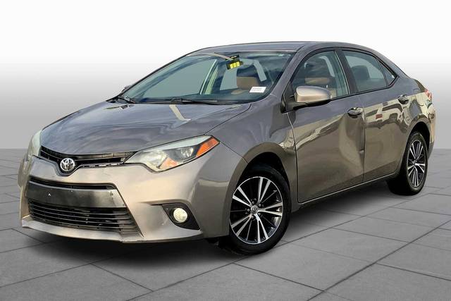 2016 Toyota Corolla LE Plus FWD photo