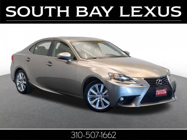 2016 Lexus IS  RWD photo