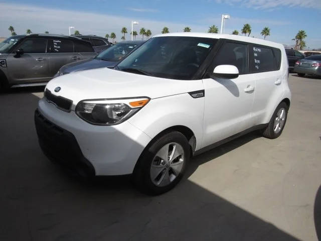 2016 Kia Soul Base FWD photo