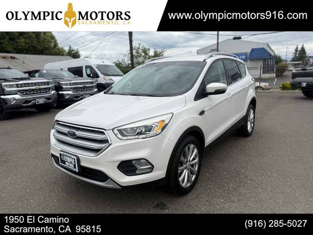 2017 Ford Escape Titanium 4WD photo
