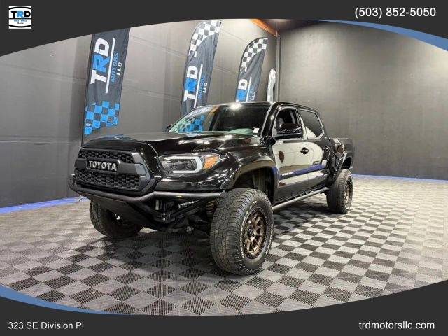 2016 Toyota Tacoma SR5 4WD photo
