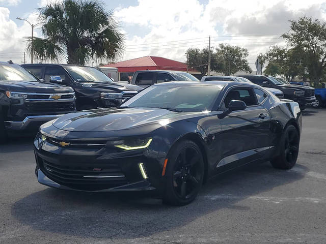 2016 Chevrolet Camaro 1LT RWD photo