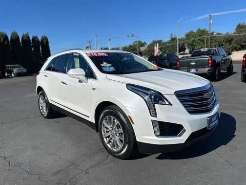 2017 Cadillac XT5 Luxury FWD FWD photo