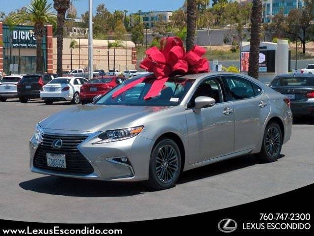 2016 Lexus ES FWD photo