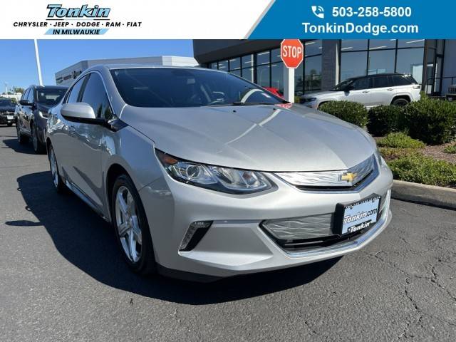 2017 Chevrolet Volt LT FWD photo