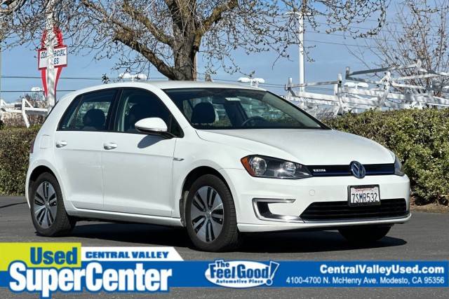 2016 Volkswagen e-Golf SE FWD photo