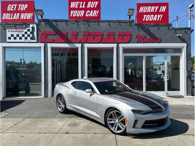 2016 Chevrolet Camaro 1LT RWD photo