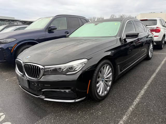 2016 BMW 7 Series 740i RWD photo