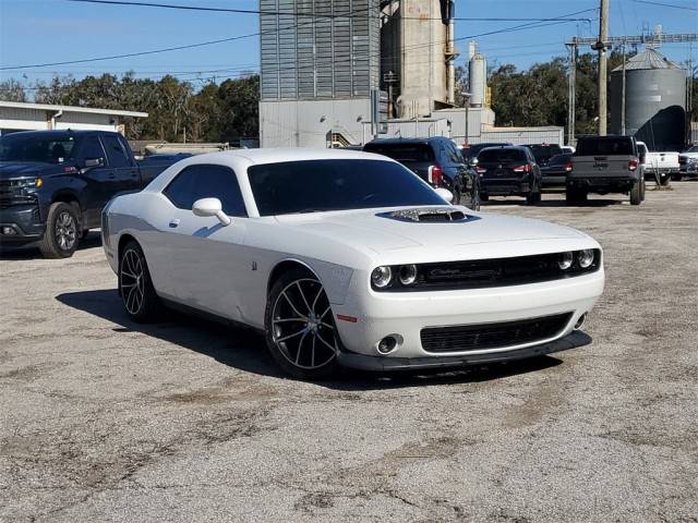 2016 Dodge Challenger 392 Hemi Scat Pack Shaker RWD photo