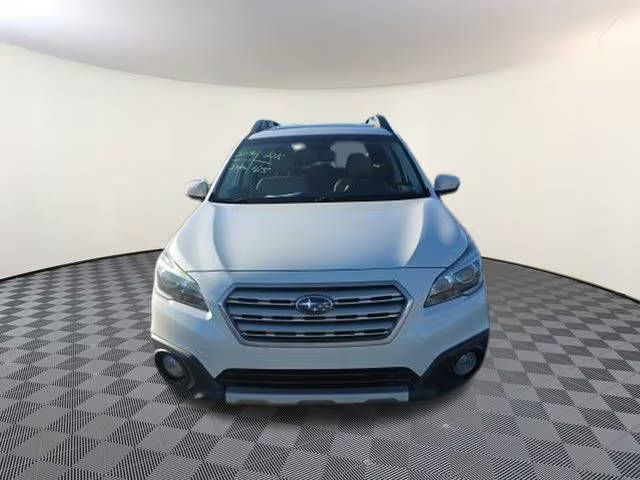 2016 Subaru Outback 2.5i Limited AWD photo