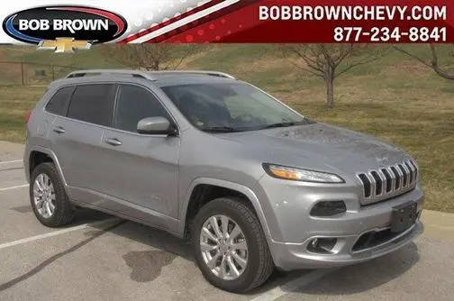 2016 Jeep Cherokee Overland 4WD photo