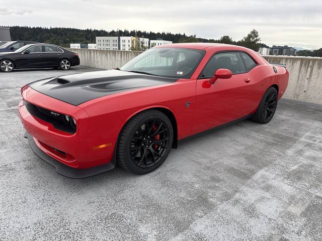 2016 Dodge Challenger SRT Hellcat RWD photo