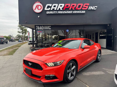 2016 Ford Mustang V6 RWD photo