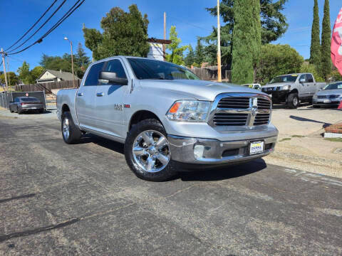 2016 Ram 1500 Big Horn 4WD photo