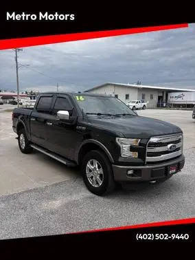 2016 Ford F-150 LARIAT 4WD photo