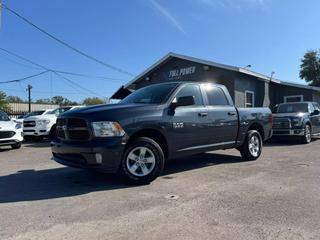 2016 Ram 1500 Express 4WD photo