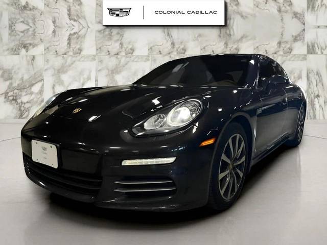 2016 Porsche Panamera 4 Edition AWD photo