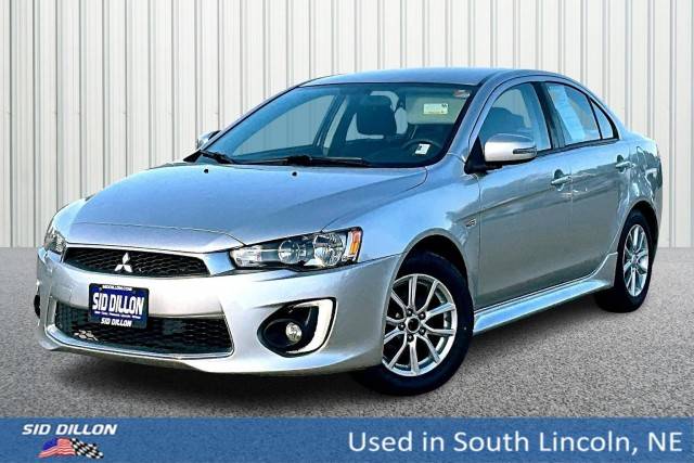 2016 Mitsubishi Lancer ES FWD photo