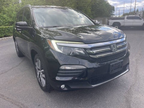 2016 Honda Pilot Touring AWD photo