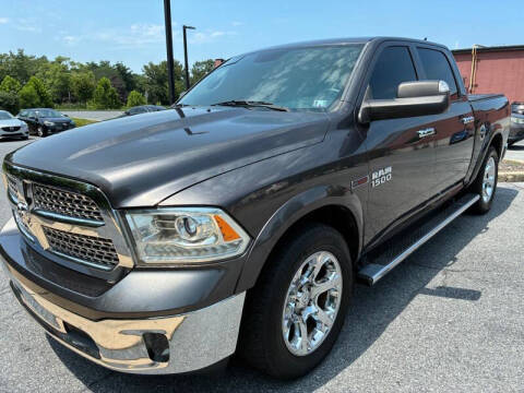 2016 Ram 1500 Laramie RWD photo