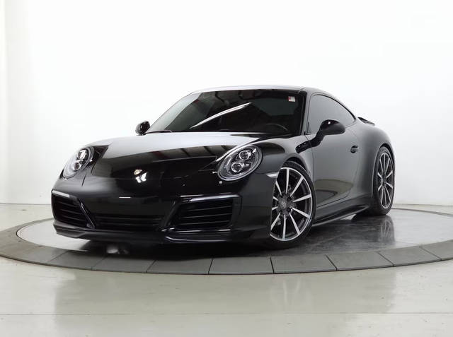 2017 Porsche 911 Carrera RWD photo