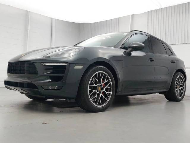 2017 Porsche Macan GTS AWD photo