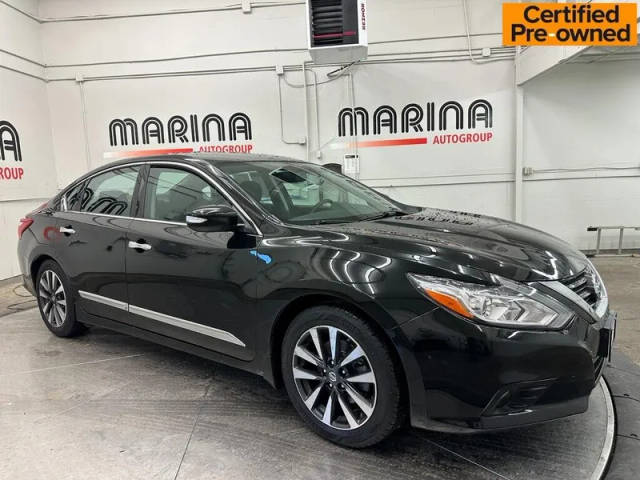 2016 Nissan Altima 2.5 SV FWD photo