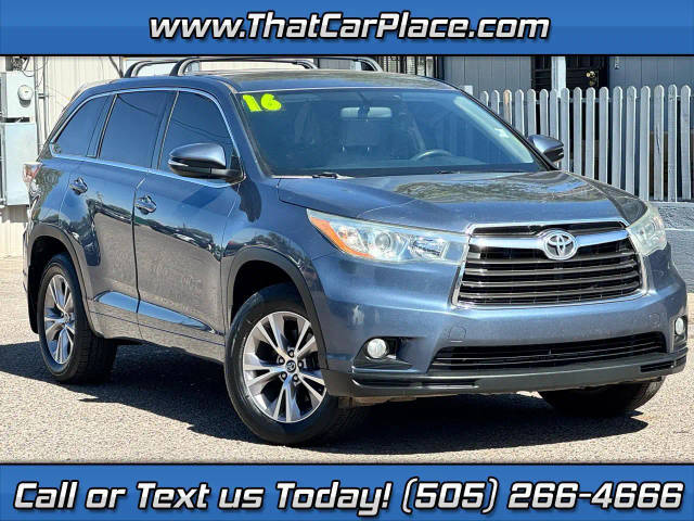 2016 Toyota Highlander LE Plus AWD photo