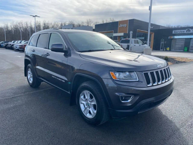 2016 Jeep Grand Cherokee Laredo 4WD photo