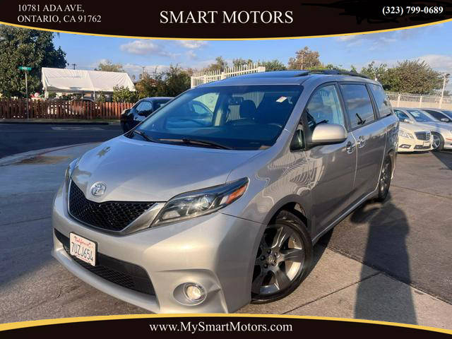 2016 Toyota Sienna SE Premium FWD photo