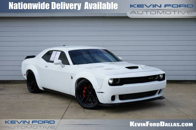 2016 Dodge Challenger SRT Hellcat RWD photo