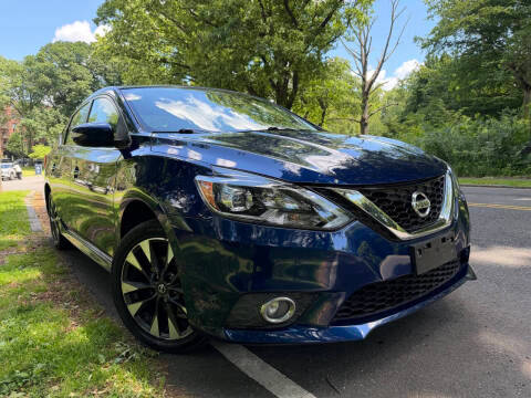 2016 Nissan Sentra SR FWD photo