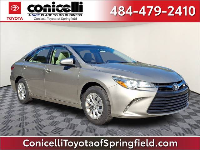 2016 Toyota Camry LE FWD photo