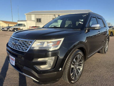 2016 Ford Explorer Platinum 4WD photo