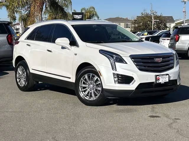 2017 Cadillac XT5 Luxury FWD FWD photo