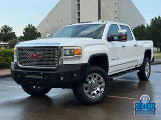 2016 GMC Sierra 2500HD Denali 4WD photo
