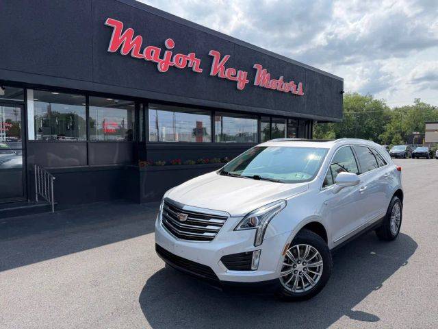 2017 Cadillac XT5 Luxury AWD AWD photo