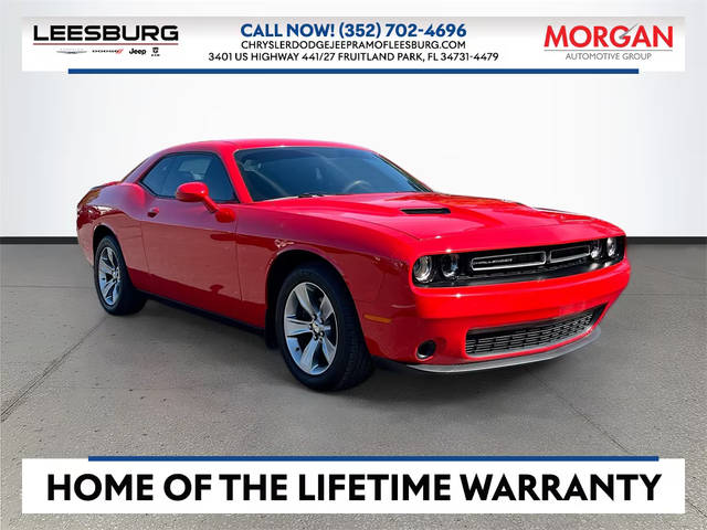 2015 Dodge Challenger SXT RWD photo