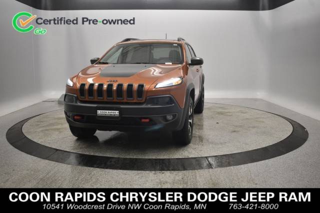 2016 Jeep Cherokee Trailhawk 4WD photo